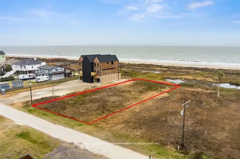 338 Atkinson Street Crystal Beach TX 77650