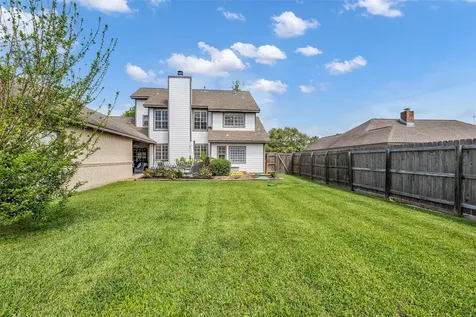 210 River Oaks Drive Baytown TX 77523