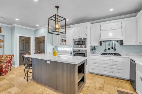 210 River Oaks Drive Baytown TX 77523