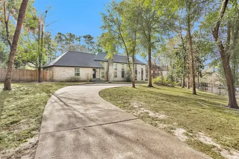 50 Village Hill Drive Conroe TX 77304