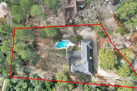 50 Village Hill Drive Conroe TX 77304