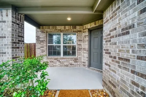 184 Kelly Street Angleton TX 77515
