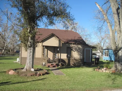 410 W Centre Street Brazoria TX 77422