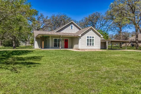 1018 7th Street Somerville TX 77879