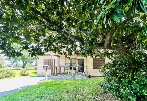 1217 4th Avenue S Texas City TX 77590