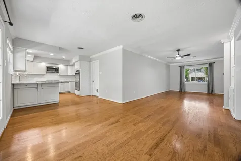 5503 Darnell Street Houston TX 77096