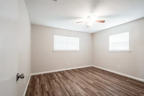 122 Honeysuckle Drive Baytown TX 77520