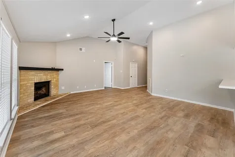 8219 Winding Meadow Court Houston TX 77040