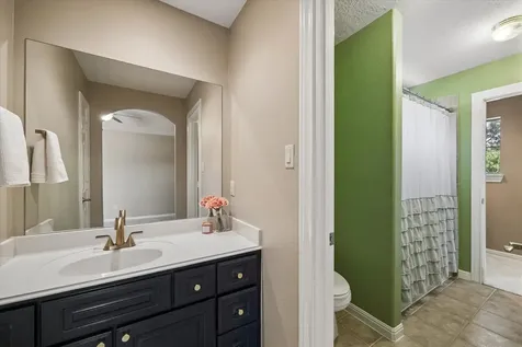 15410 Stone Gables Lane Houston TX 77044
