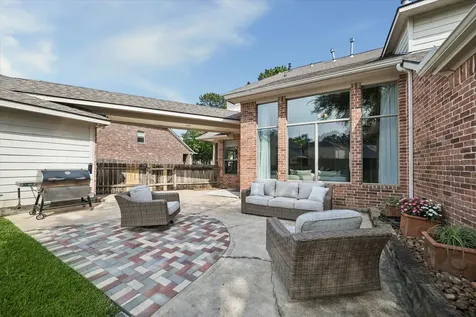 15410 Stone Gables Lane Houston TX 77044