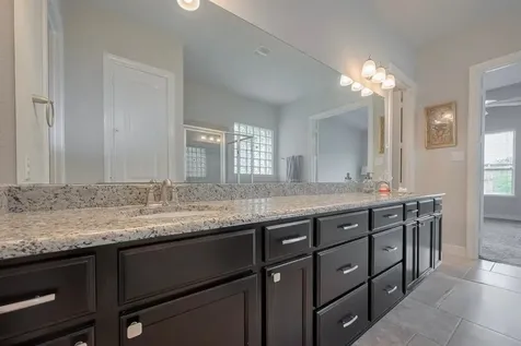 4942 Thunder Creek Lane Sugar Land TX 77479