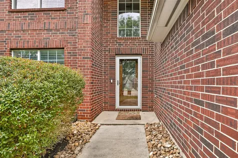 22000 Knights Cove Drive Kingwood TX 77339