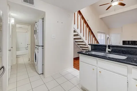 2611 Grants Lake Boulevard 226 Sugar Land TX 77479