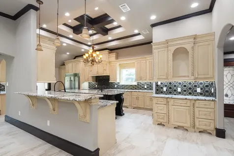 5685 County Road 823 West Columbia TX 77486
