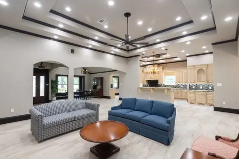 5685 County Road 823 West Columbia TX 77486