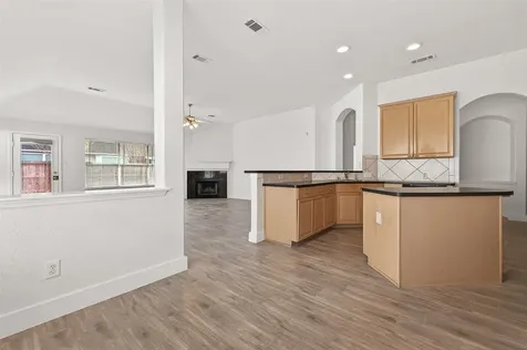 3143 Oakwood Run Drive Sugar Land TX 77498