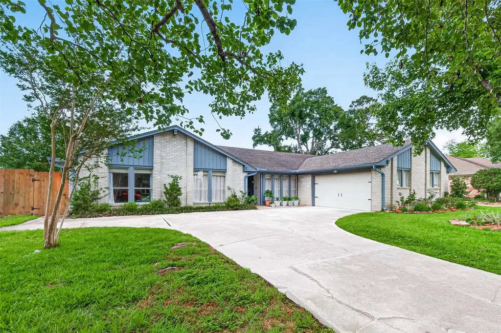17611 Sorrel Ridge Drive Spring TX 77388