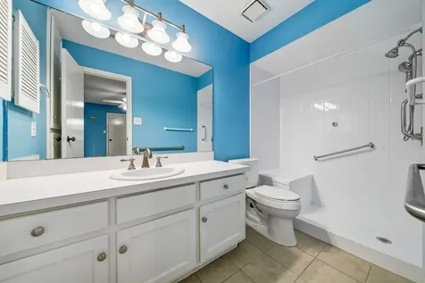 10423 Schaper Road Galveston TX 77554
