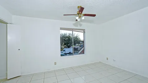 10920 Village Bend Lane 920 Houston TX 77072