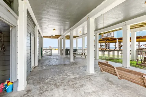 4239 Spoonbill Lane Galveston TX 77554