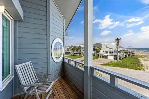 4239 Spoonbill Lane Galveston TX 77554