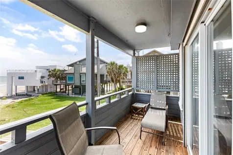 4239 Spoonbill Lane Galveston TX 77554