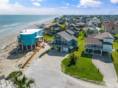 4239 Spoonbill Lane Galveston TX 77554