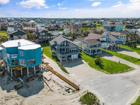 4239 Spoonbill Lane Galveston TX 77554