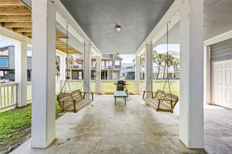 4239 Spoonbill Lane Galveston TX 77554