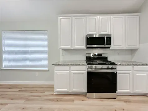 27 Auburn Path Drive The Woodlands TX 77382