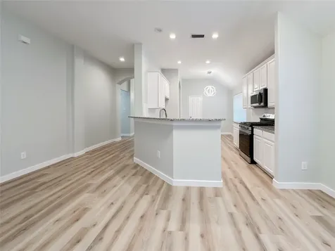 27 Auburn Path Drive The Woodlands TX 77382