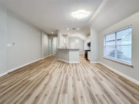 27 Auburn Path Drive The Woodlands TX 77382