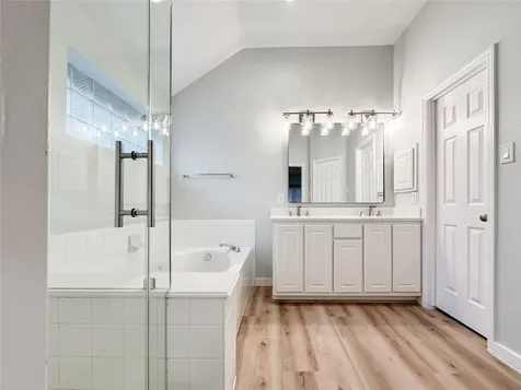 27 Auburn Path Drive The Woodlands TX 77382