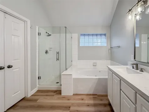 27 Auburn Path Drive The Woodlands TX 77382