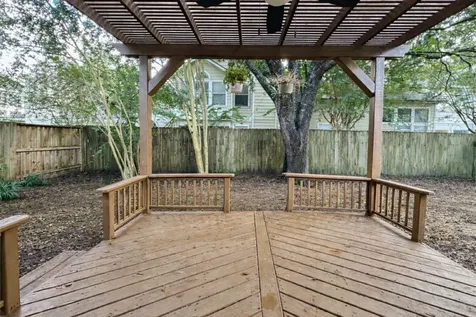27 Auburn Path Drive The Woodlands TX 77382