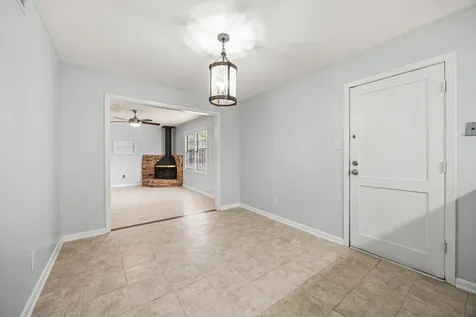 2019 Woodvine Drive Houston TX 77055