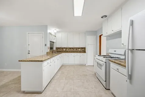 2019 Woodvine Drive Houston TX 77055