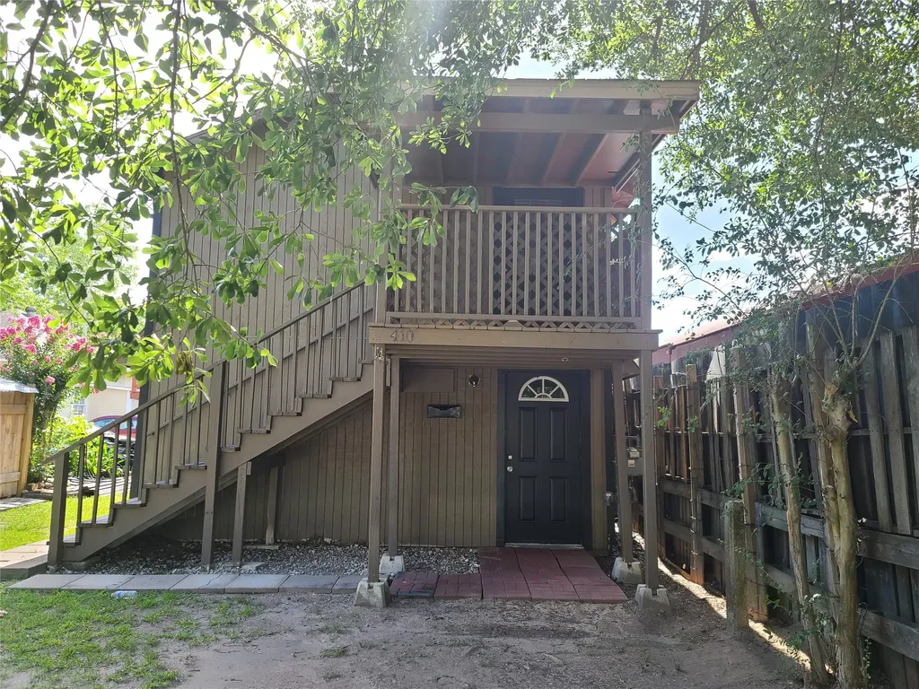 410 N Avenue D Humble TX 77338