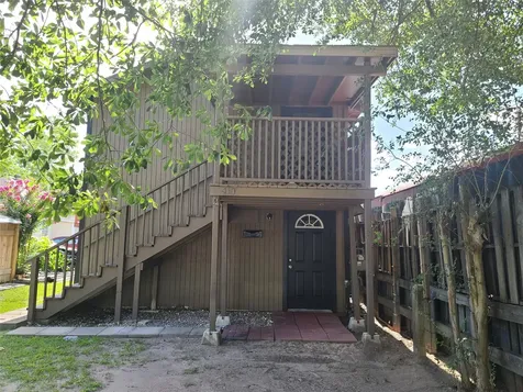 410 N Avenue D Humble TX 77338