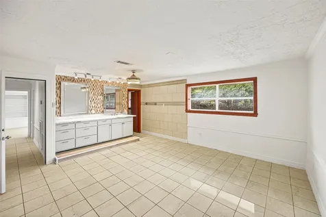 12710 Mcclosky Street Houston TX 77037