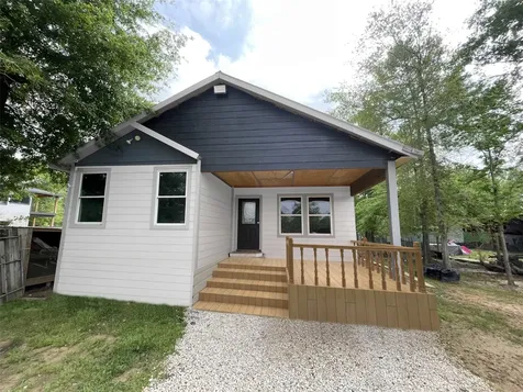 182 Road 5101 Cleveland TX 77327