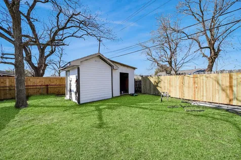 2221 Camille Street Pasadena TX 77506