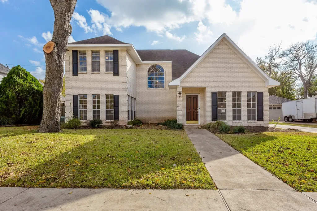 1703 Plantation Drive Richmond TX 77406