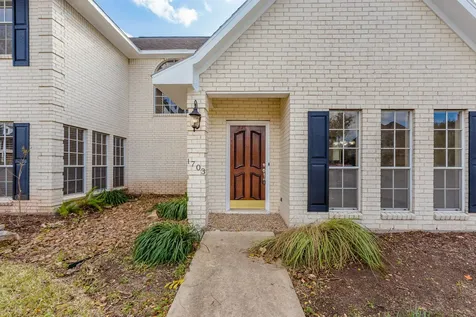1703 Plantation Drive Richmond TX 77406