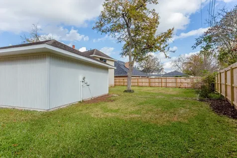 1703 Plantation Drive Richmond TX 77406