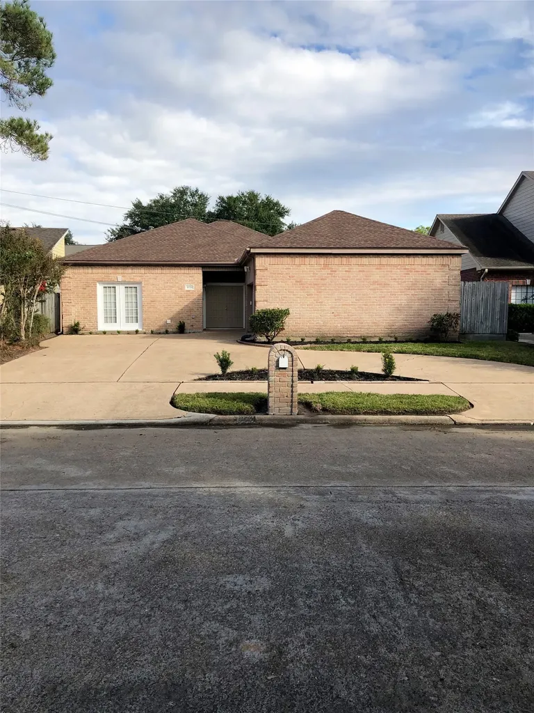 10310 Chevy Chase Drive Houston TX 77042