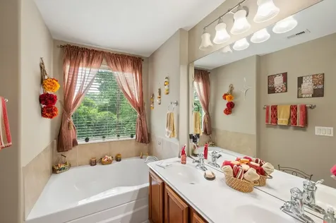 13600 Breton Ridge 25e Houston TX 77070