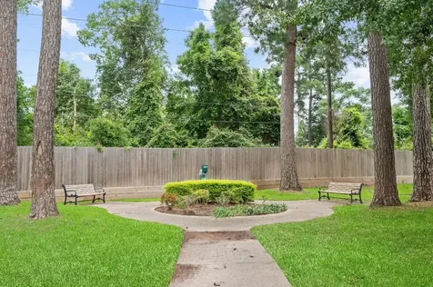 13600 Breton Ridge 25e Houston TX 77070