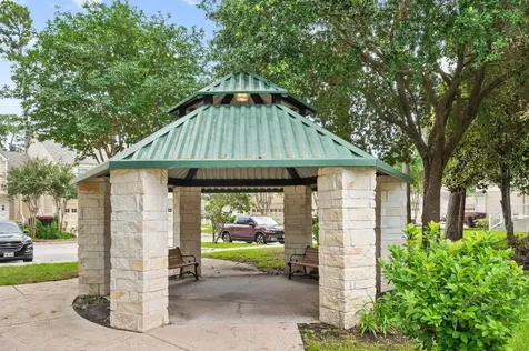 13600 Breton Ridge 25e Houston TX 77070