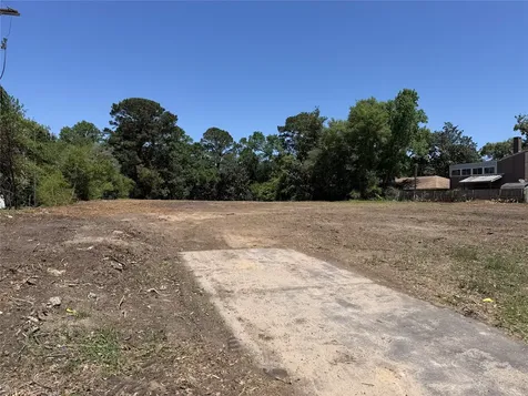 1400 W Church Street Livingston TX 77351
